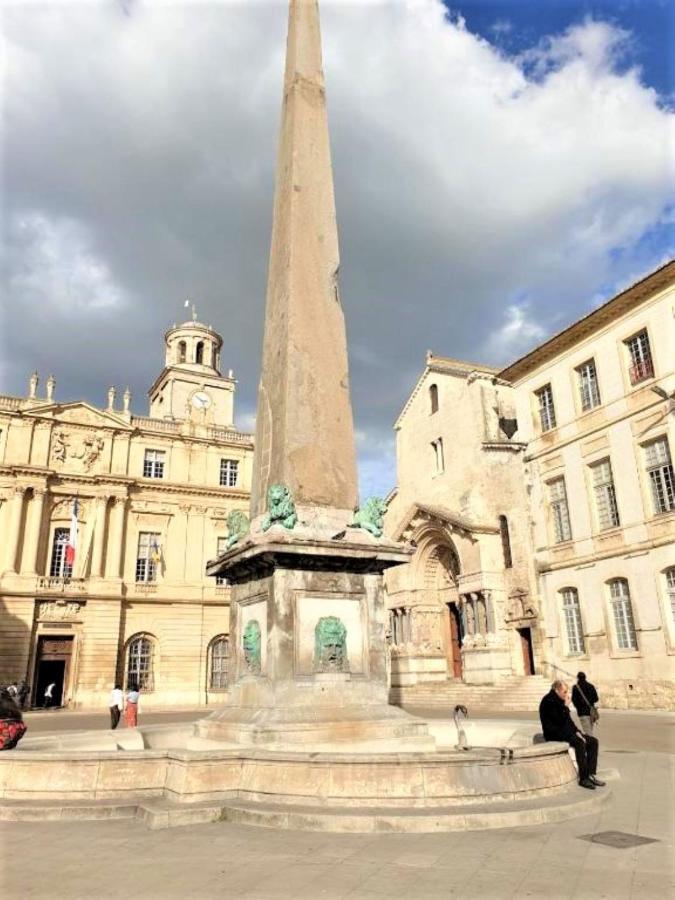 Appartement A Deux Pas De La Place Du Forum Αρλ Εξωτερικό φωτογραφία